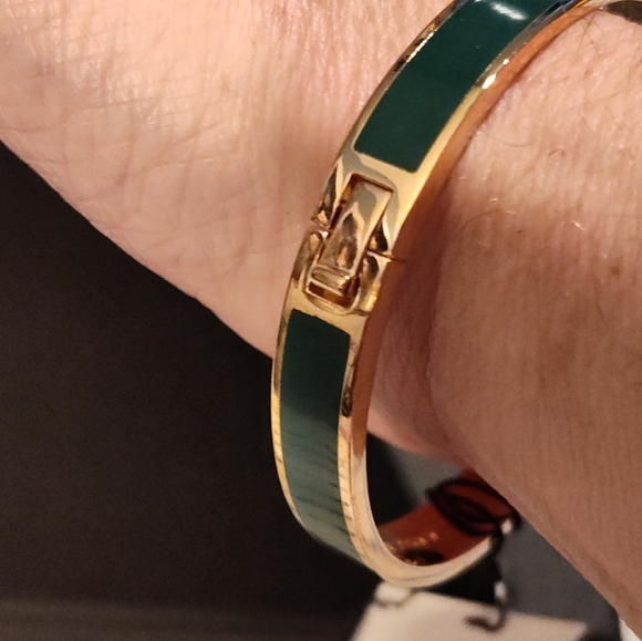 NWT!! COACH Bracelet - Picture 4 of 13